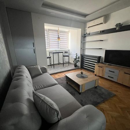 Central Sky View Apartment Beograd Bagian luar foto